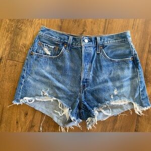 Never worn 501 Levi Shorts